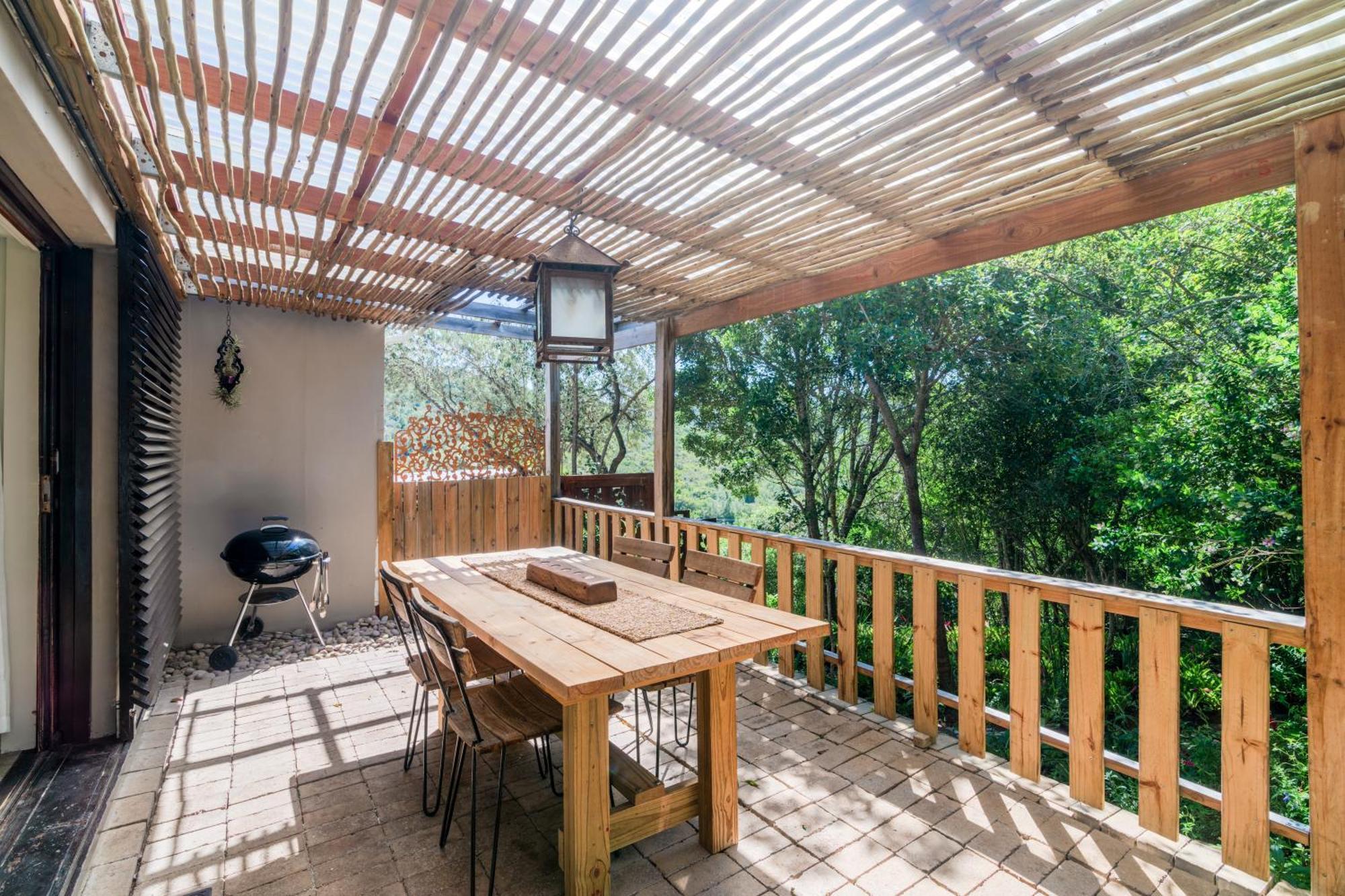 Treebia Self-Catering - Loadshedding Free Apartment Plettenberg Bay Exterior photo